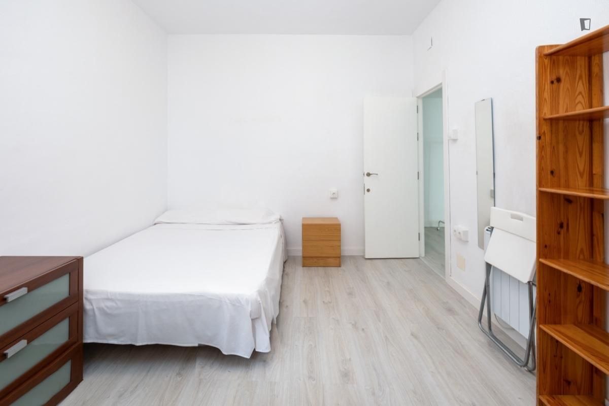 Apartment to share in Camino de Ronda