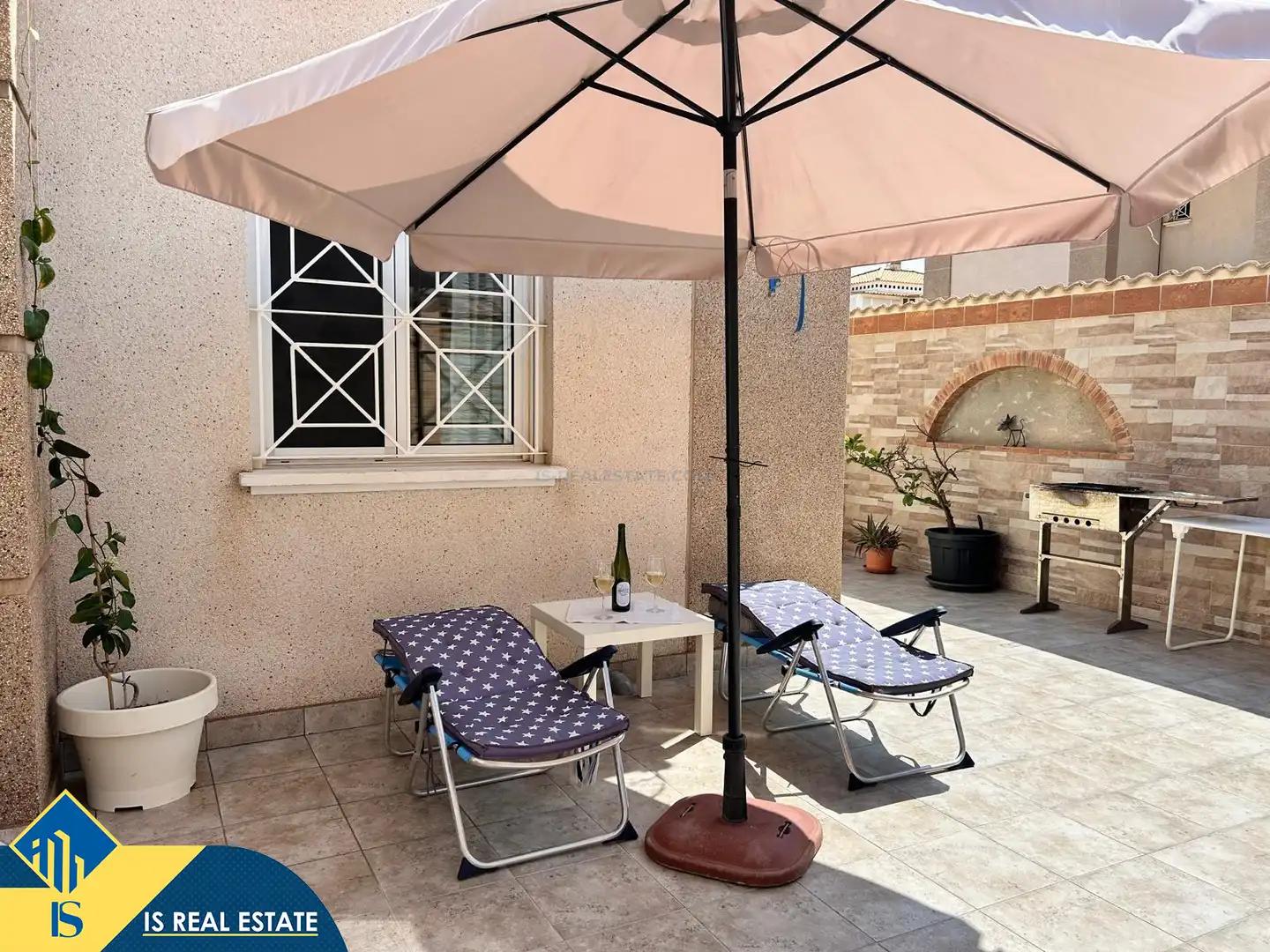 Terrassa de Casa adosada de lloguer en Torrevieja amb Aire condicionat, Calefacció i Jardí privat