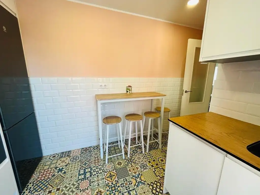Flat with terrace to rent in Calle TRASMIERA, imagen 16