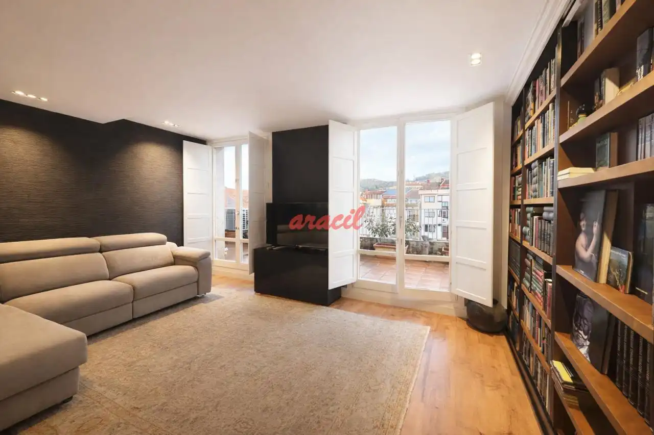 Sala de estar de Dúplex en venta en Ourense Capital  con Aire acondicionado, Calefacción y Terraza