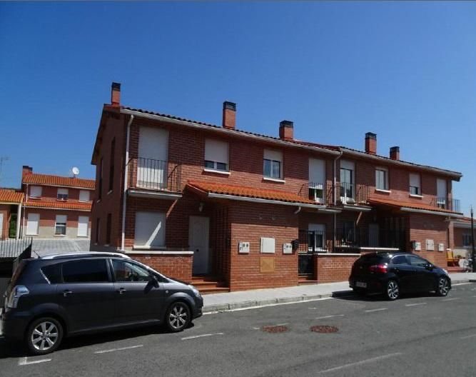 Exterior view of Garage for sale in Iruña Oka / Iruña de Oca