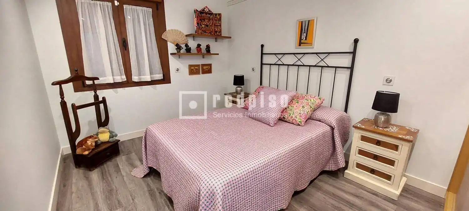 Bedroom of Houses for sale in Malpica de Tajo  with Air Conditioner, Heating and Storage room
