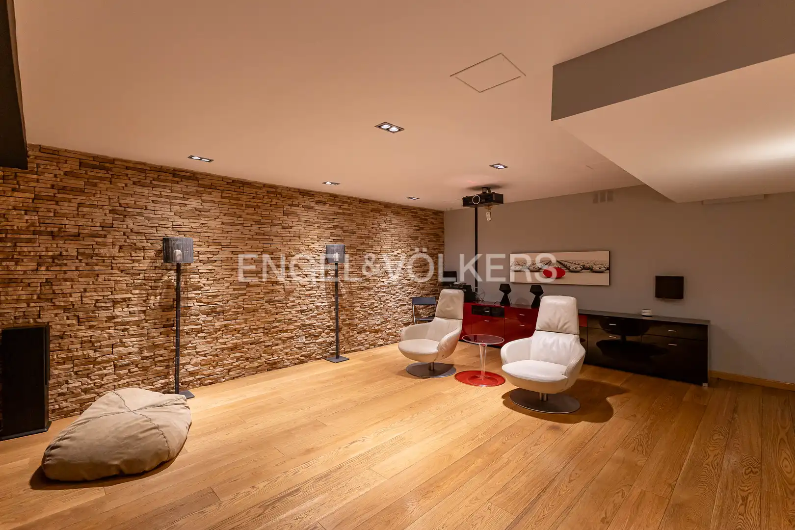 Houses for rent in Encinar de los Reyes