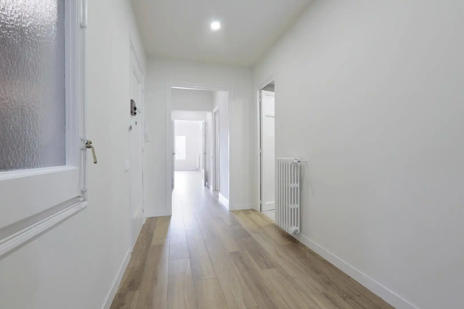 Flat for rent in Barcelona  with Air Conditioner, Heating and Parquet flooring