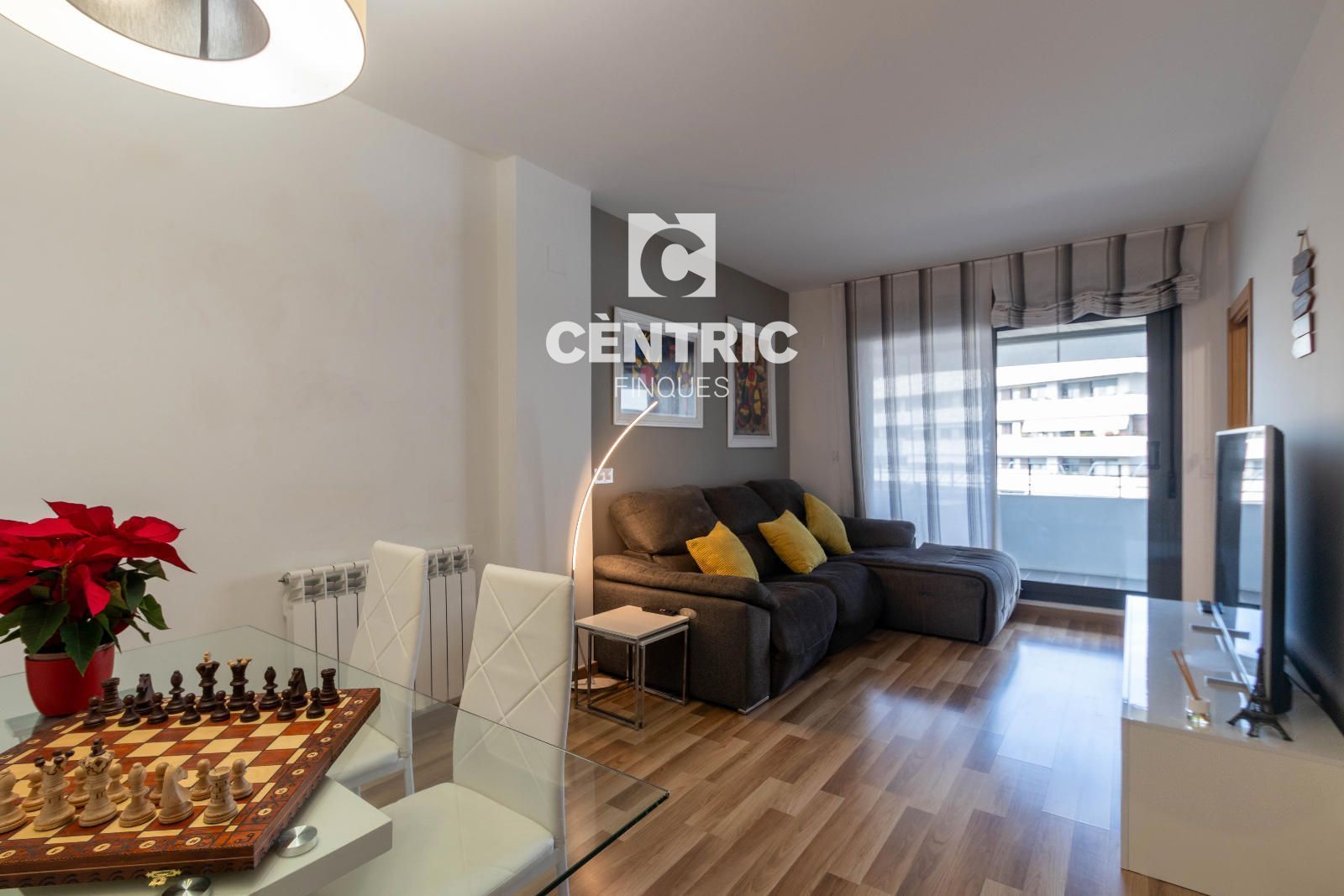 Dormitori de Pis en venda en Terrassa amb Calefacció, Terrassa i Traster