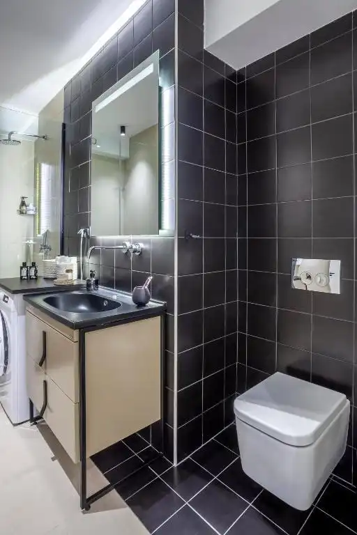 Baño de Piso de alquiler en Granollers con Aire acondicionado, Amueblado y Microondas