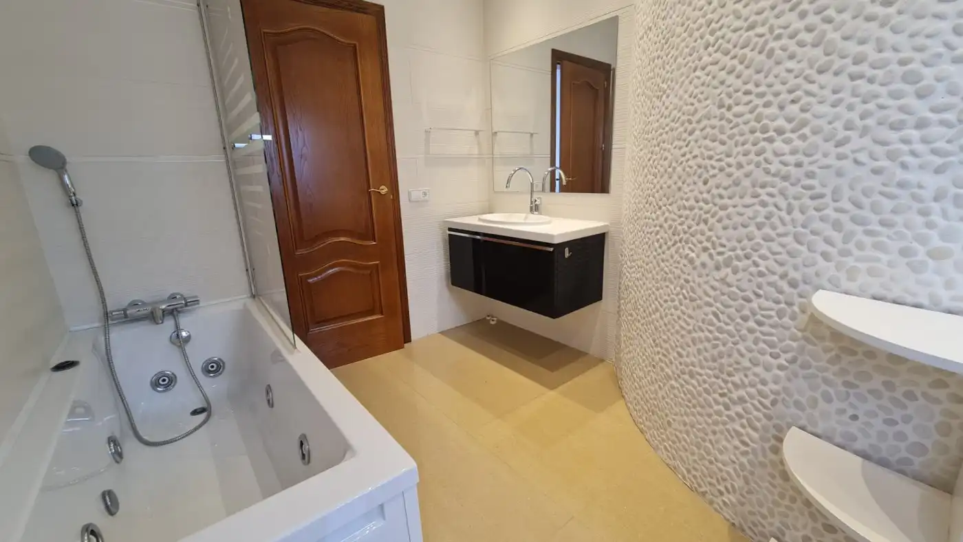 Bathroom of Houses for sale in Calvià  with Heating, Private garden and Terrace