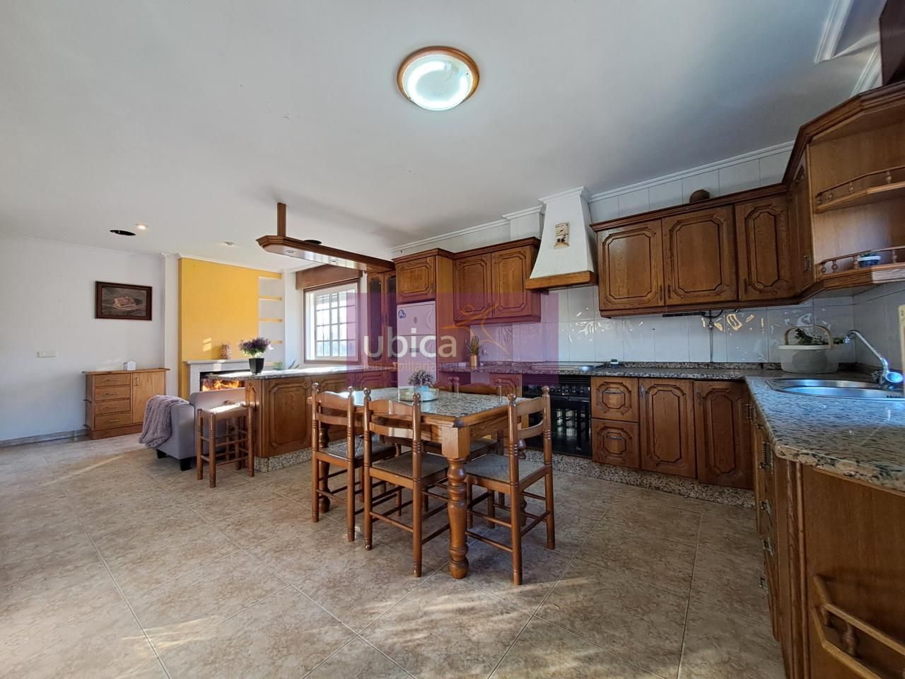 Cocina de Casa o chalet en venta en Pazos de Borbén con Calefacción, Jardín privado y Terraza