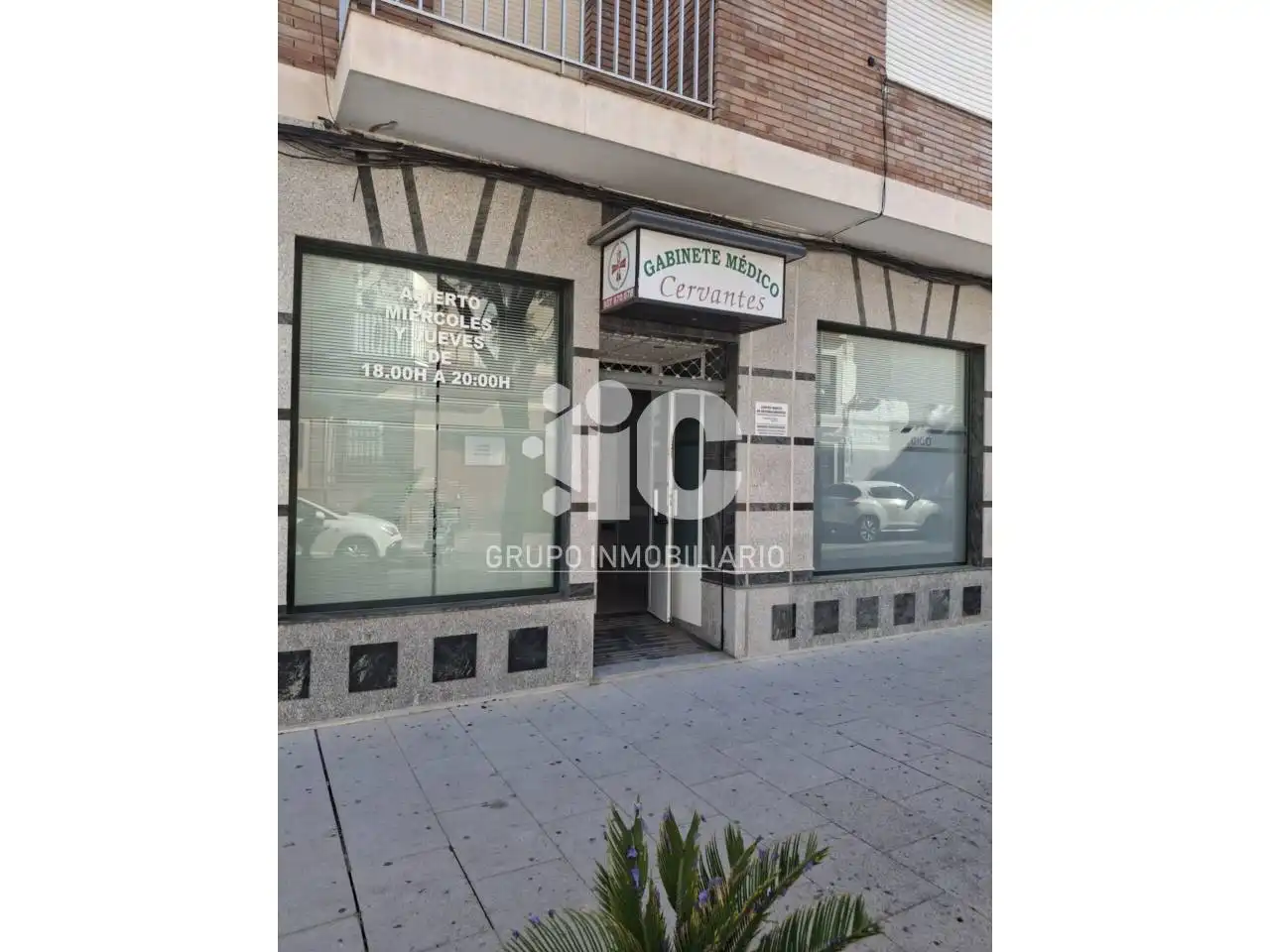 Business premises to rent in Calle RAFAEL ONIEVA