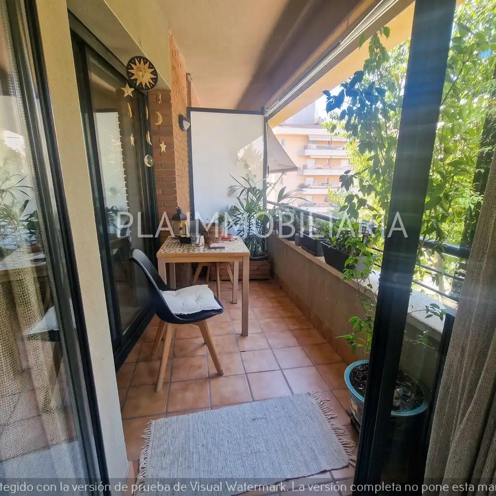 Piso con terraza en venta en Carrer de Cuba 48, imagen 5