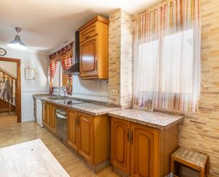 Kitchen of Single-family semi-detached for sale in Maracena  with Air Conditioner, Heating and Storage room