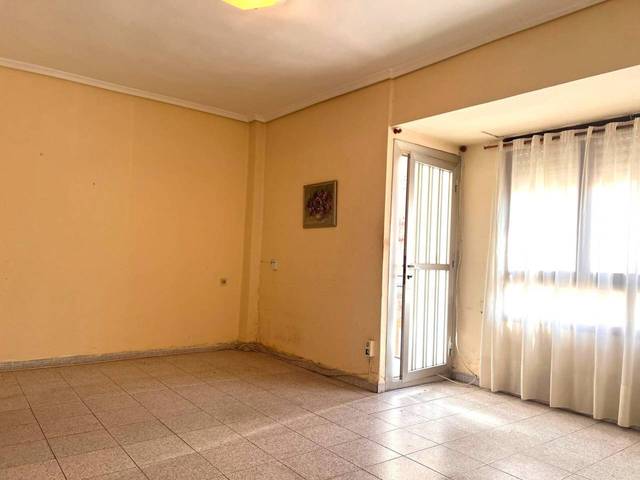 Piso en Venta en Ensanche - Parque del Oeste