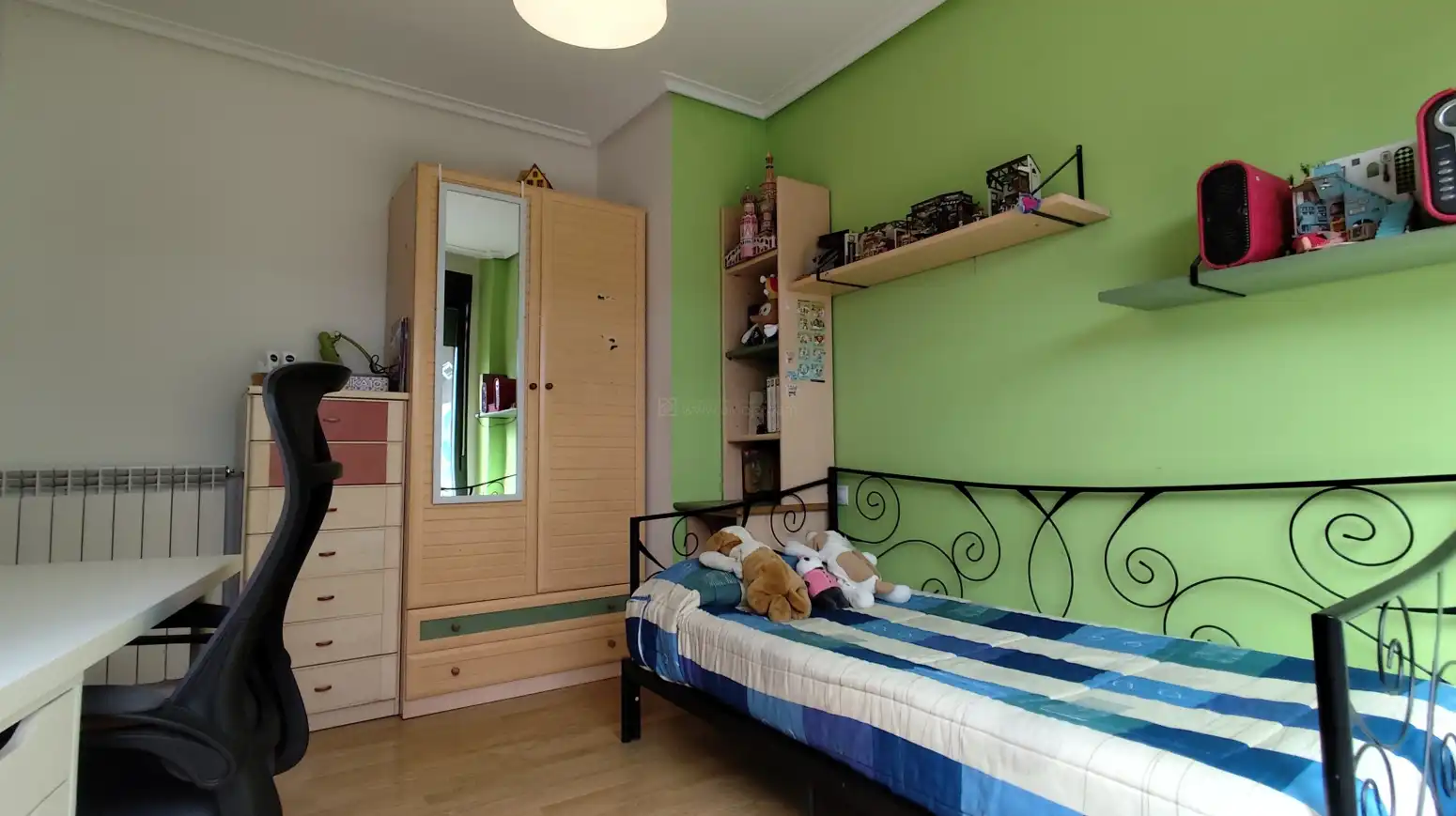 Habitación de Piso en venta en Villamediana de Iregua con Calefacción, Parquet y Terraza