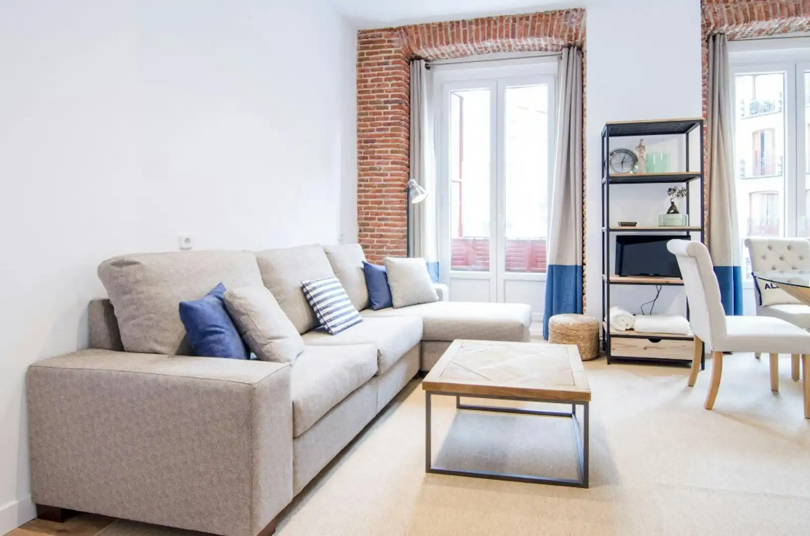 Wohnzimmer von Wohnung zur Miete in Madrid mit Klimaanlage, Heizung und Waschmaschine