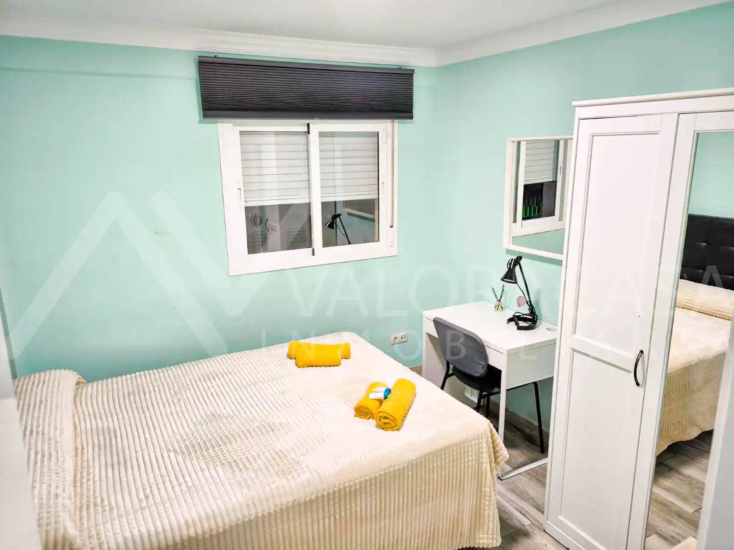Habitación de Piso de alquiler en Málaga con Aire acondicionado, Amueblado y Horno