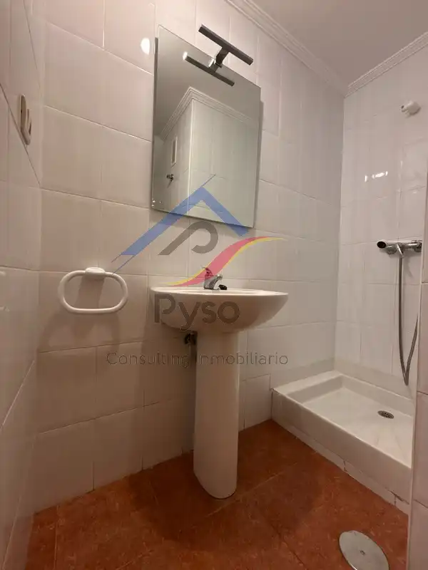 Bany de Àtic en venda en Ruiloba amb Calefacció, Jardí privat i Balcó