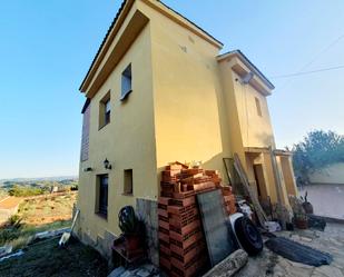 Vista exterior de Casa o xalet en venda en Piera amb Terrassa i Balcó