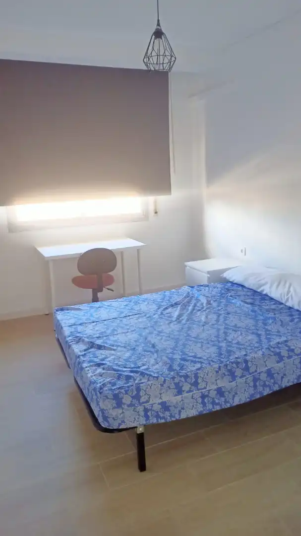 Flat for rent in Avenida de Italia, 14, Barrio de Zaidín
