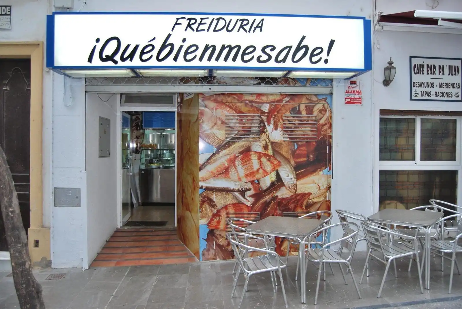 Locale commerciale in cessione a Centro