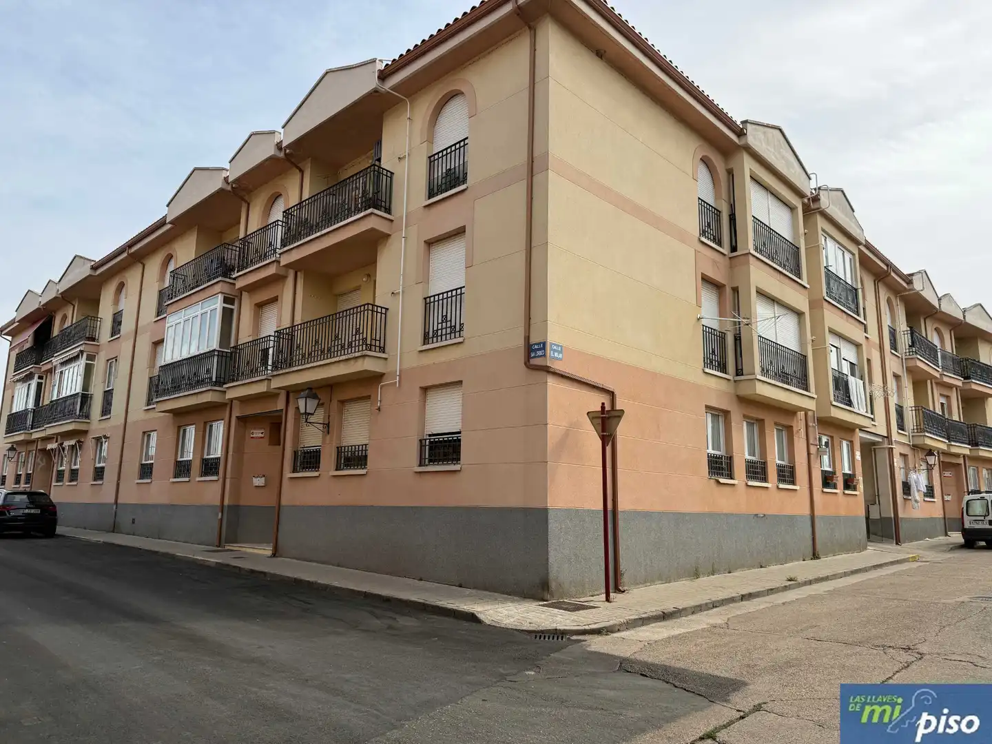 Außenansicht von Wohnung zum Verkauf in Cigales, Valladolid