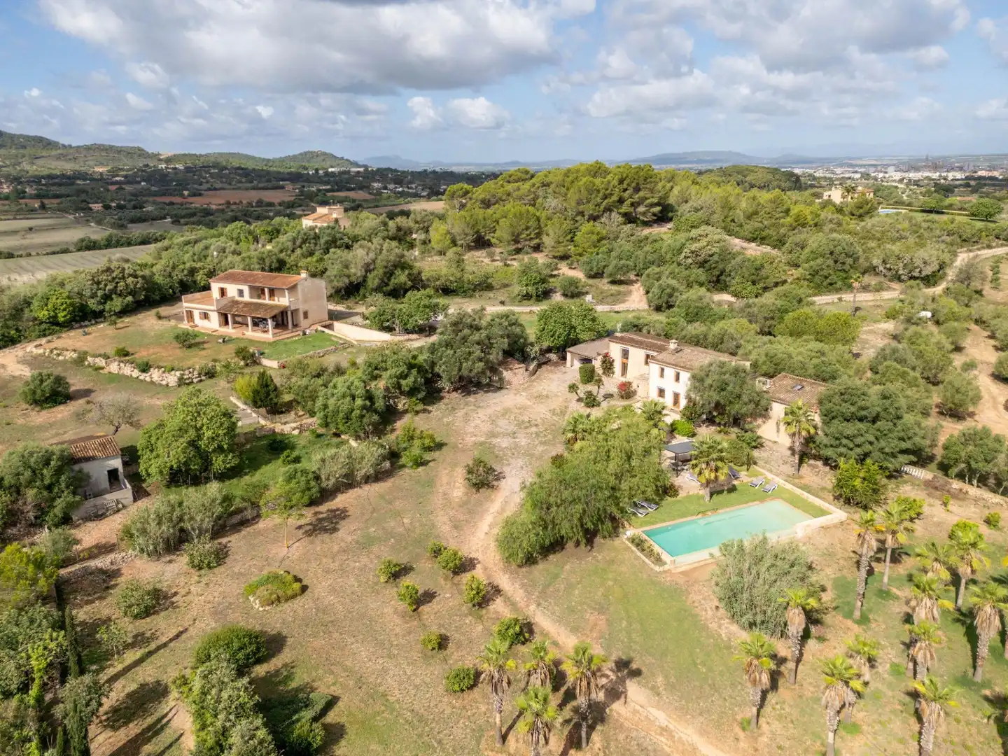 Country homes for sale in Manacor  with Air Conditioner, Heating and Private garden
