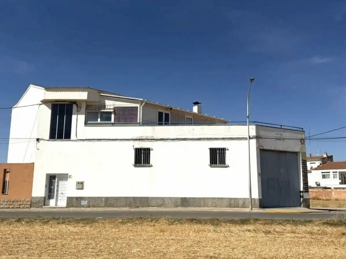 Casa en venda a Carrer Pi i Margall 1, imagen 2