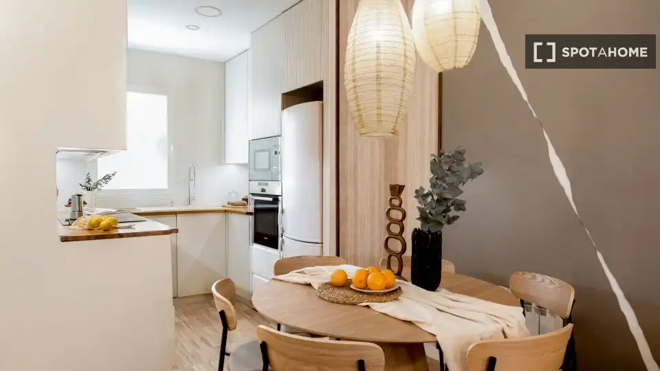 Kitchen of Flat for rent in Madrid  with Air Conditioner, Heating and Furnished