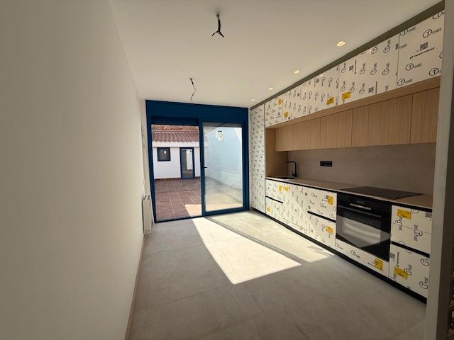 Kitchen of Single-family semi-detached for sale in Sant Feliu de Guíxols  with Air Conditioner, Terrace and Furnished