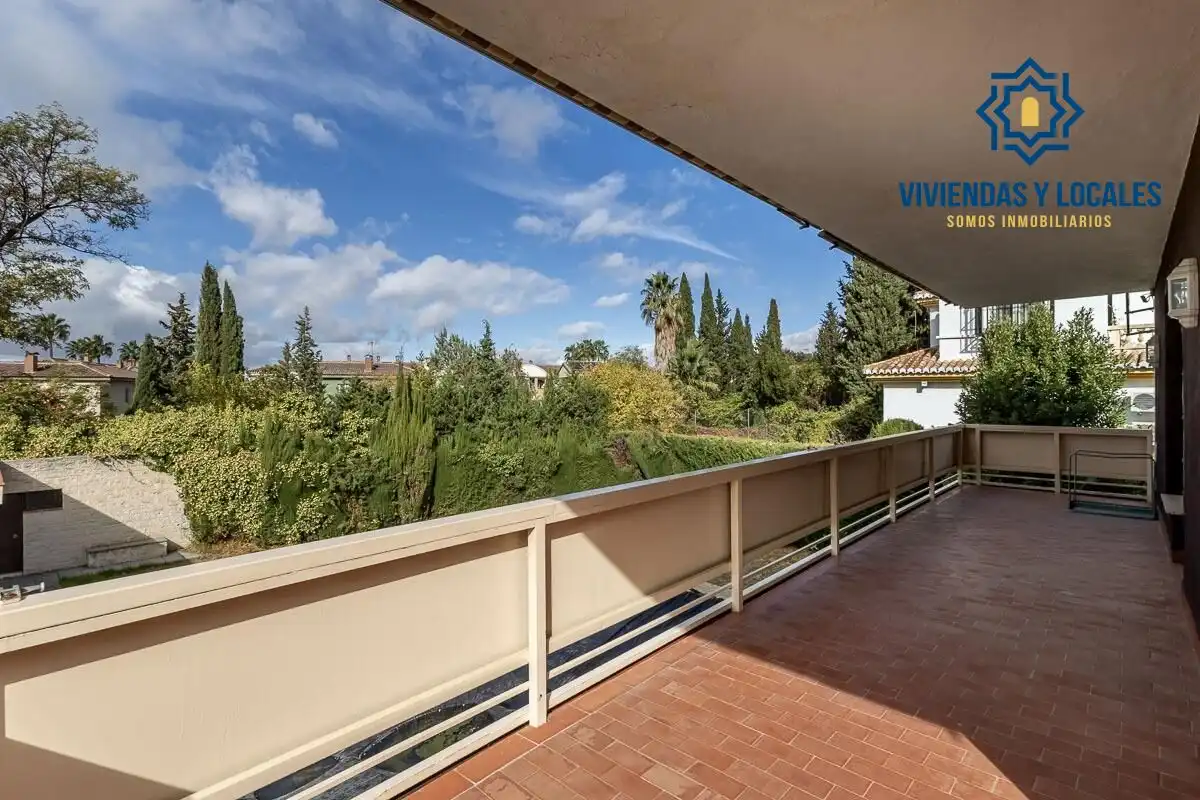 Casa con terrazza in vendita a Avenida HUETOR VEGA, imagen 7