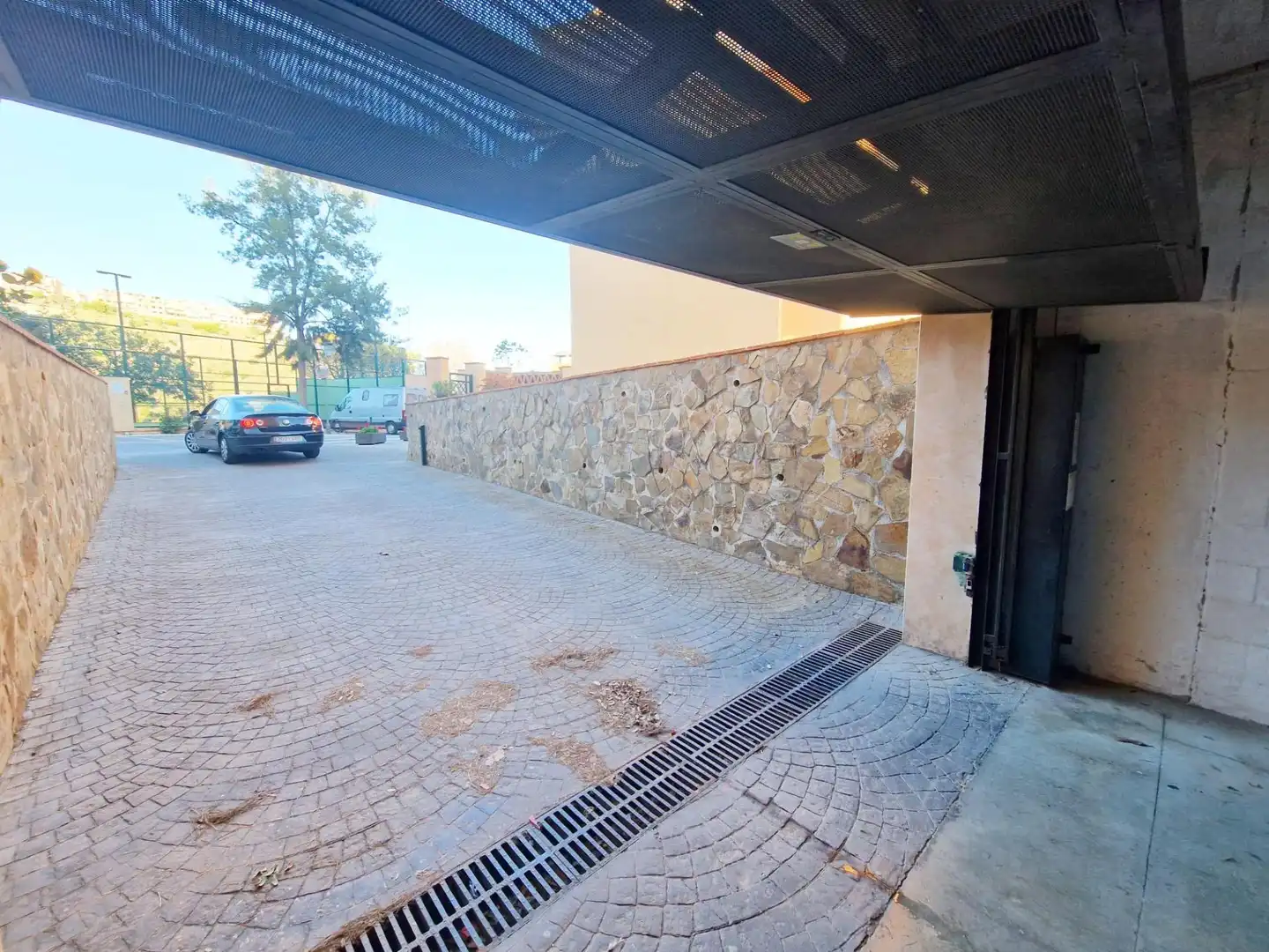 Parkplatz von Wohnung zum Verkauf in Rincón de la Victoria mit Klimaanlage, Heizung und Terrasse