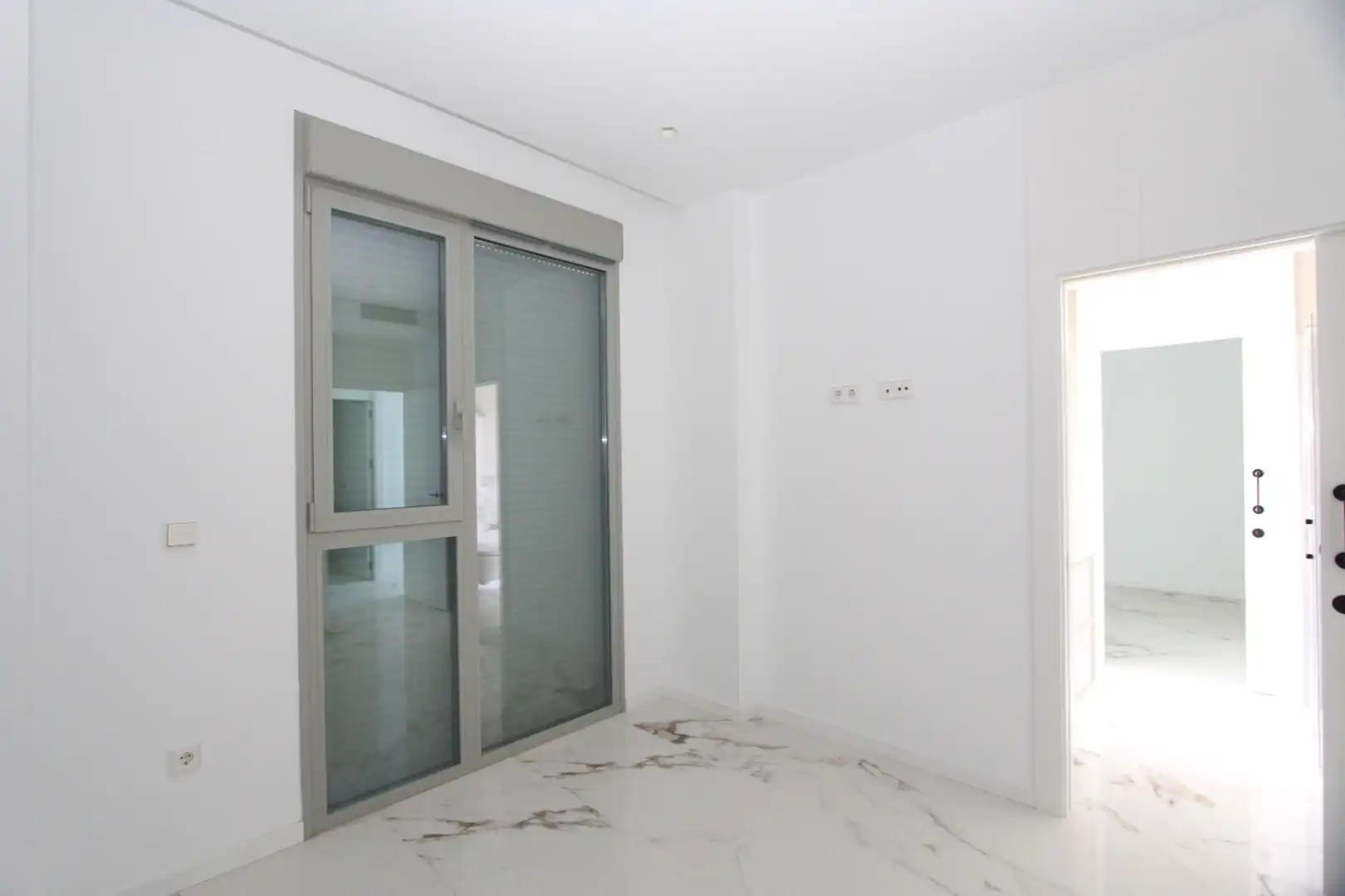Wohnungen zum Verkauf in Villajoyosa / La Vila Joiosa mit Klimaanlage, Privatgarten und Terrasse