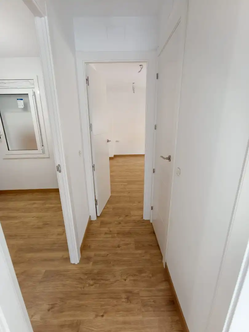Piso en venta en Sant Boi de Llobregat con Parquet, Horno y Balcón