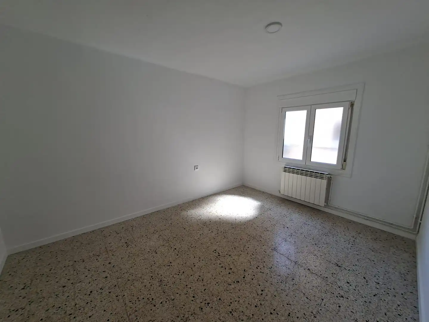 Wohnung zur Miete in Centre