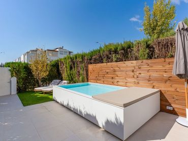 Reihenhaus mit Pool zum Verkauf in Arrabal Rocio Sur 2C