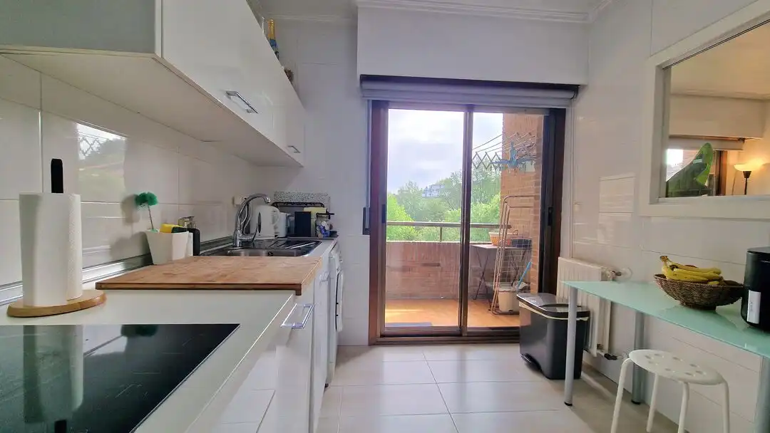 Küche von Wohnung zum Verkauf in Donostia - San Sebastián  mit Heizung, Terrasse und Balkon