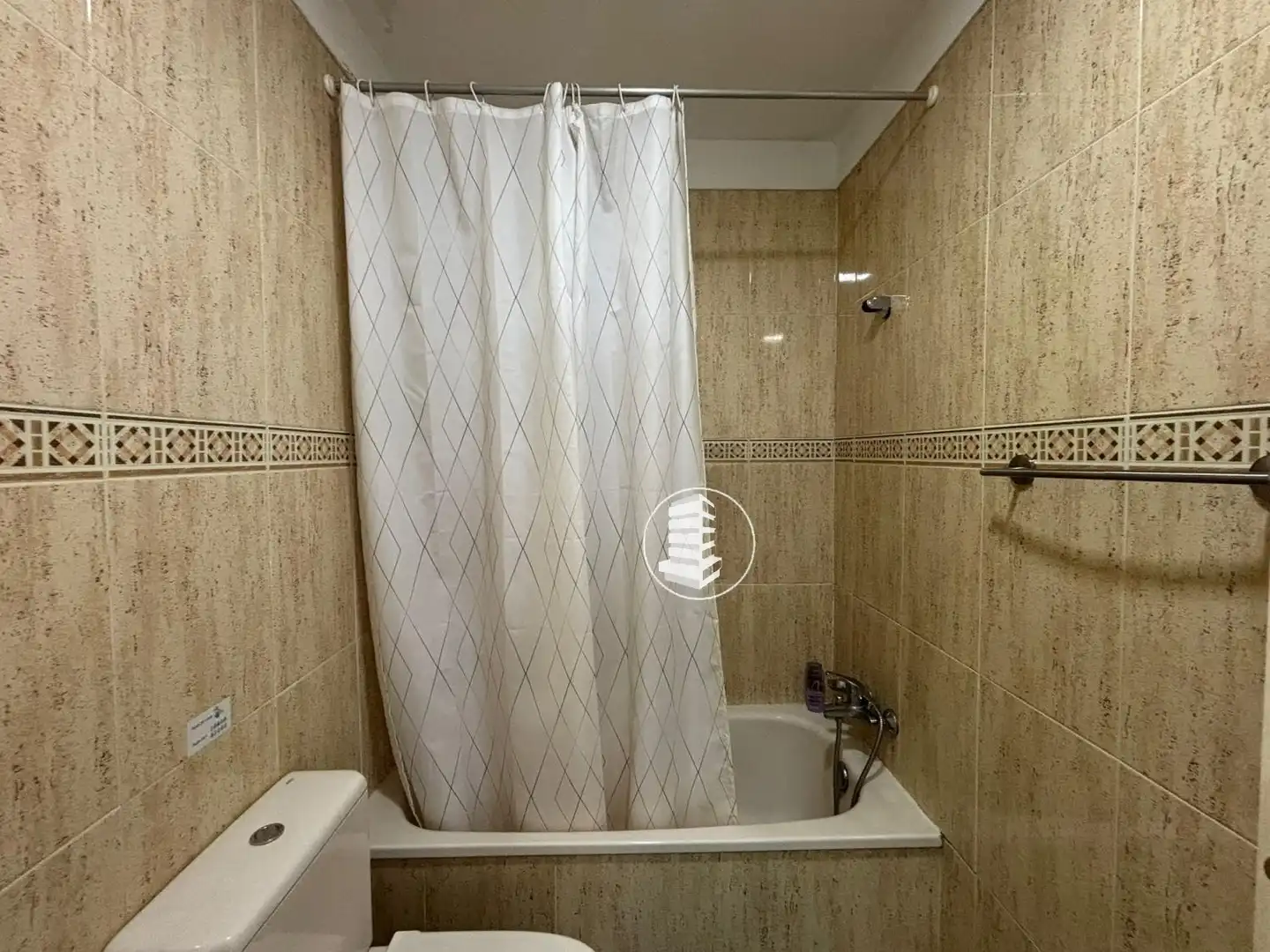 Baño de Dúplex de alquiler en Candelaria con Aire acondicionado, Calefacción y Terraza