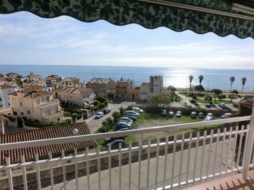 Pis amb balcó en venda a Canet de Mar