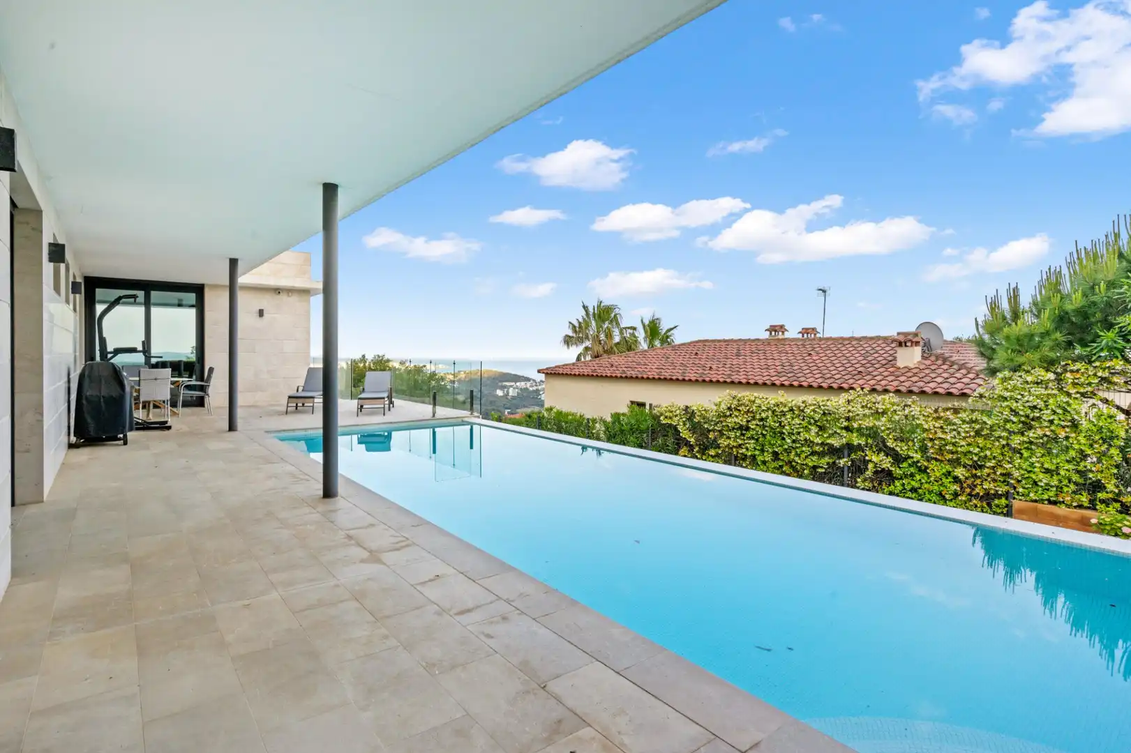 Casa amb piscina en venda a Carrer Llentiscle, imagen 3