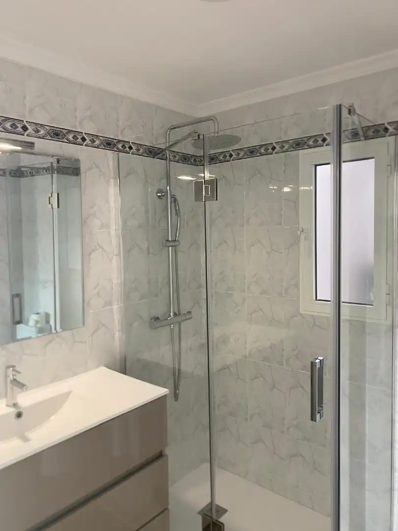 Flat for rent in Calle San Juan Bosco, 86, El Molinillo - Capuchinos