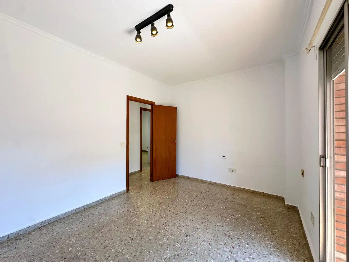 Flat for sale in Carlet  with Balcony