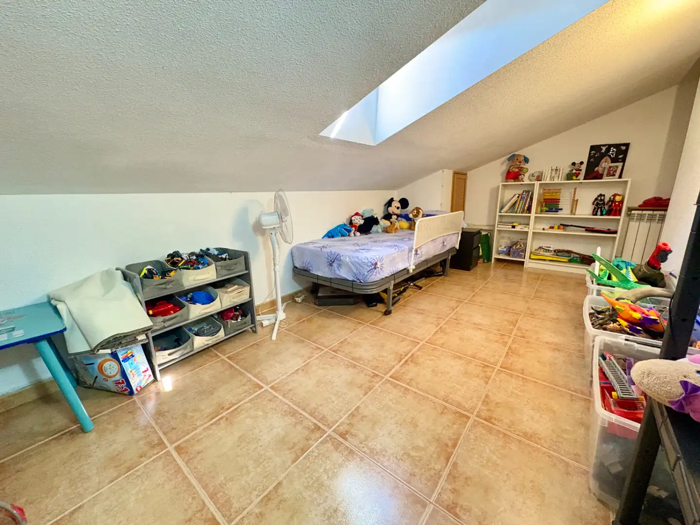 Piso en venta en Azuqueca de Henares con Calefacción y Amueblado