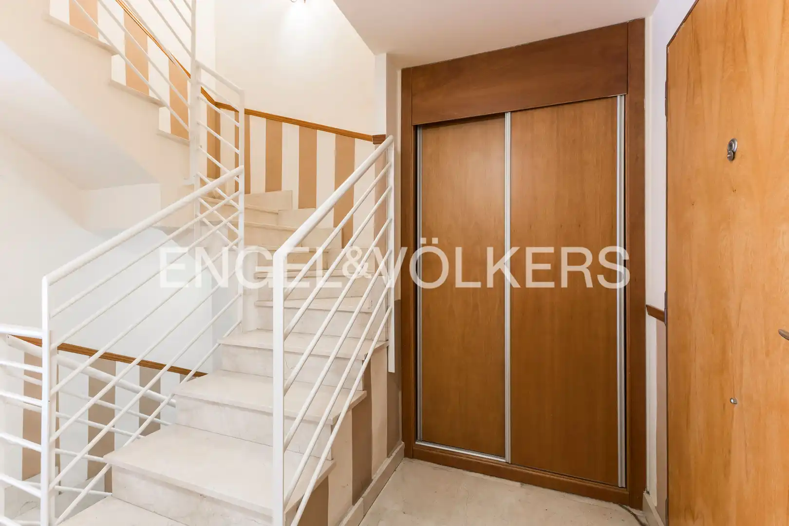 Detached homes for sale in Paracuellos de Jarama  with Air Conditioner, Heating and Private garden