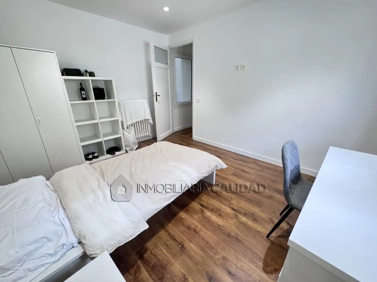 Bedroom of Flat for rent in Burgos  with Heating and Terrace