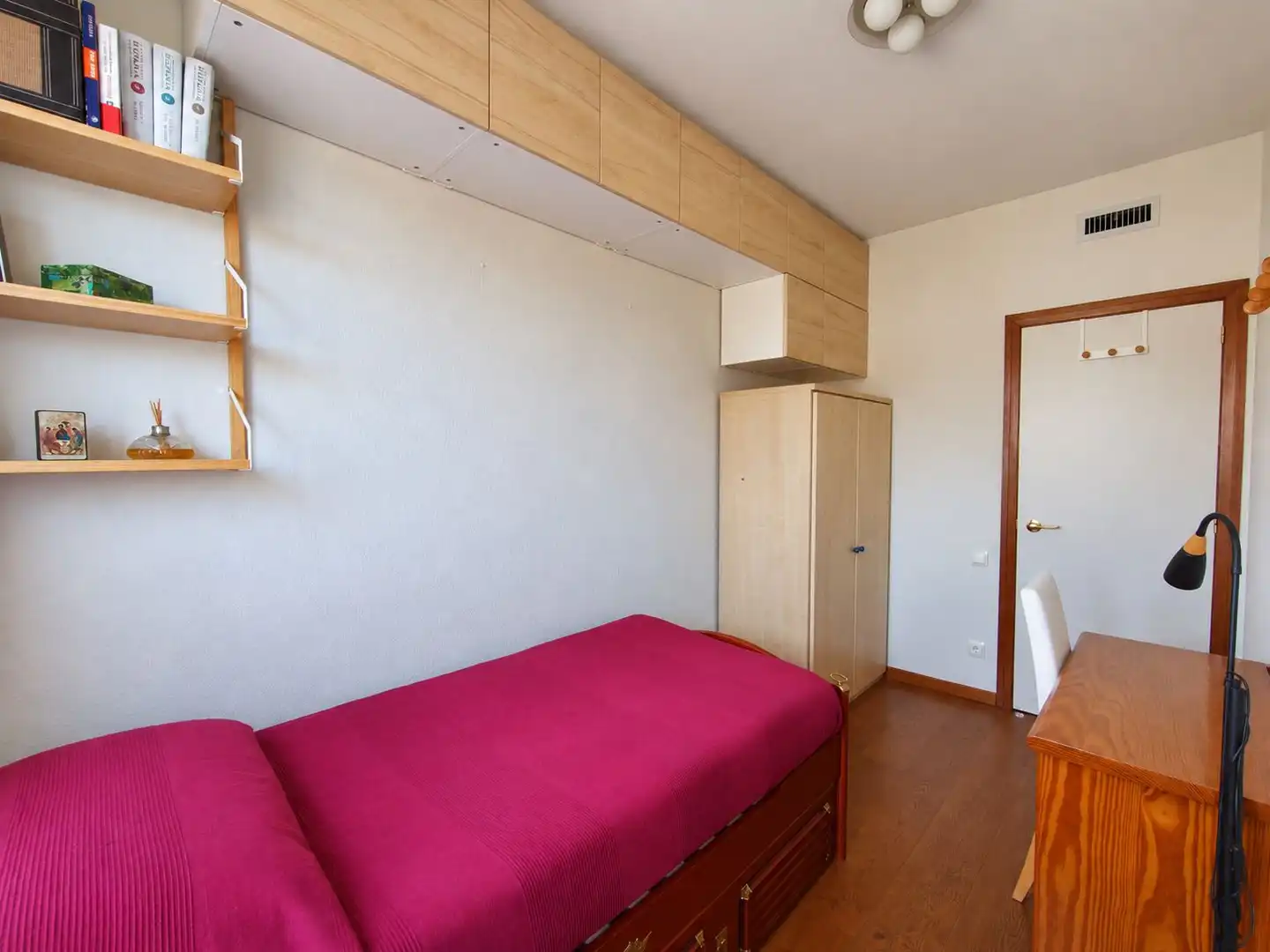 Dormitori de Apartament en venda en Barcelona