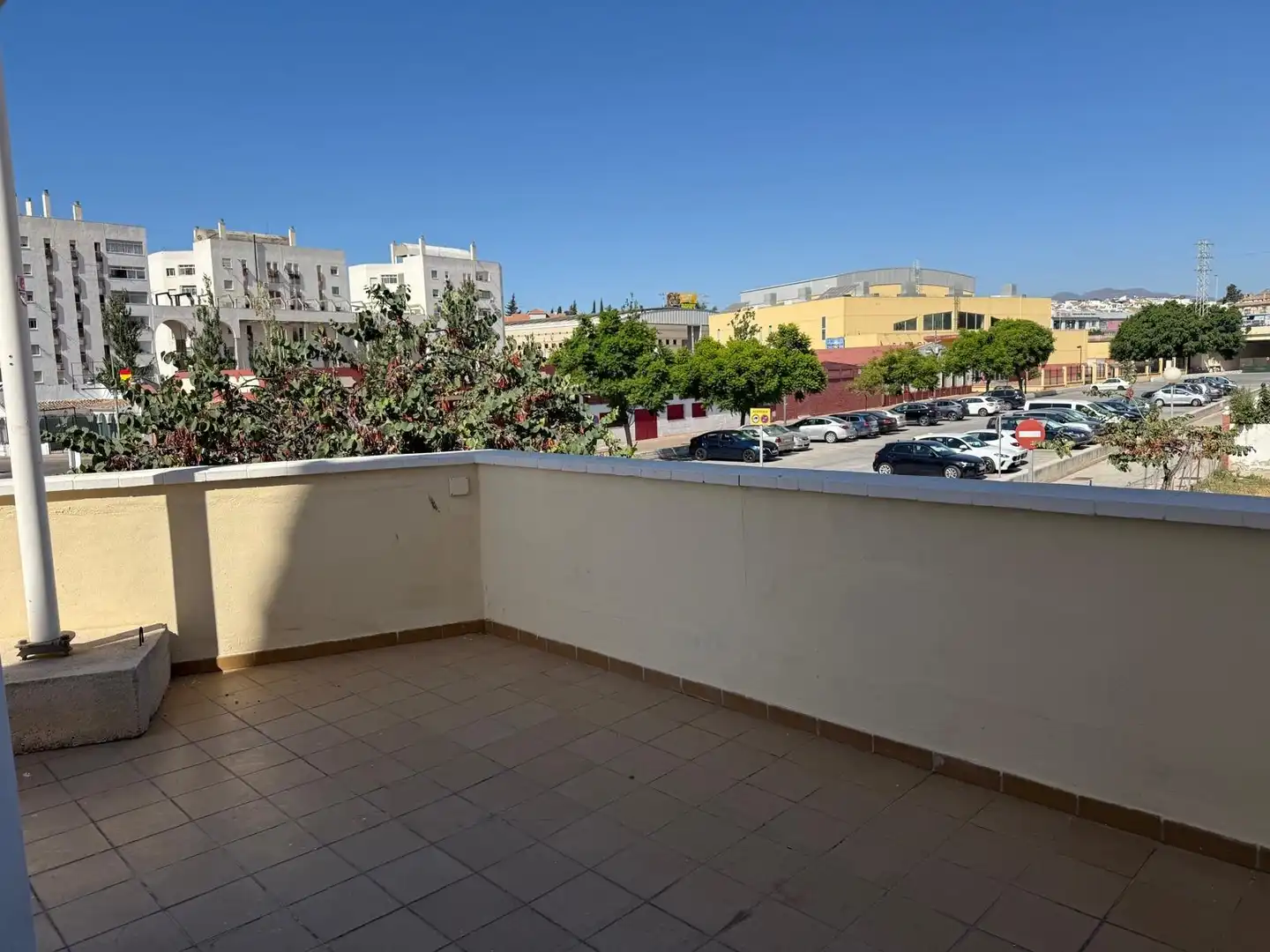 Terraza de Casa adosada de alquiler en Fuengirola con Terraza, Trastero y Piscina comunitaria