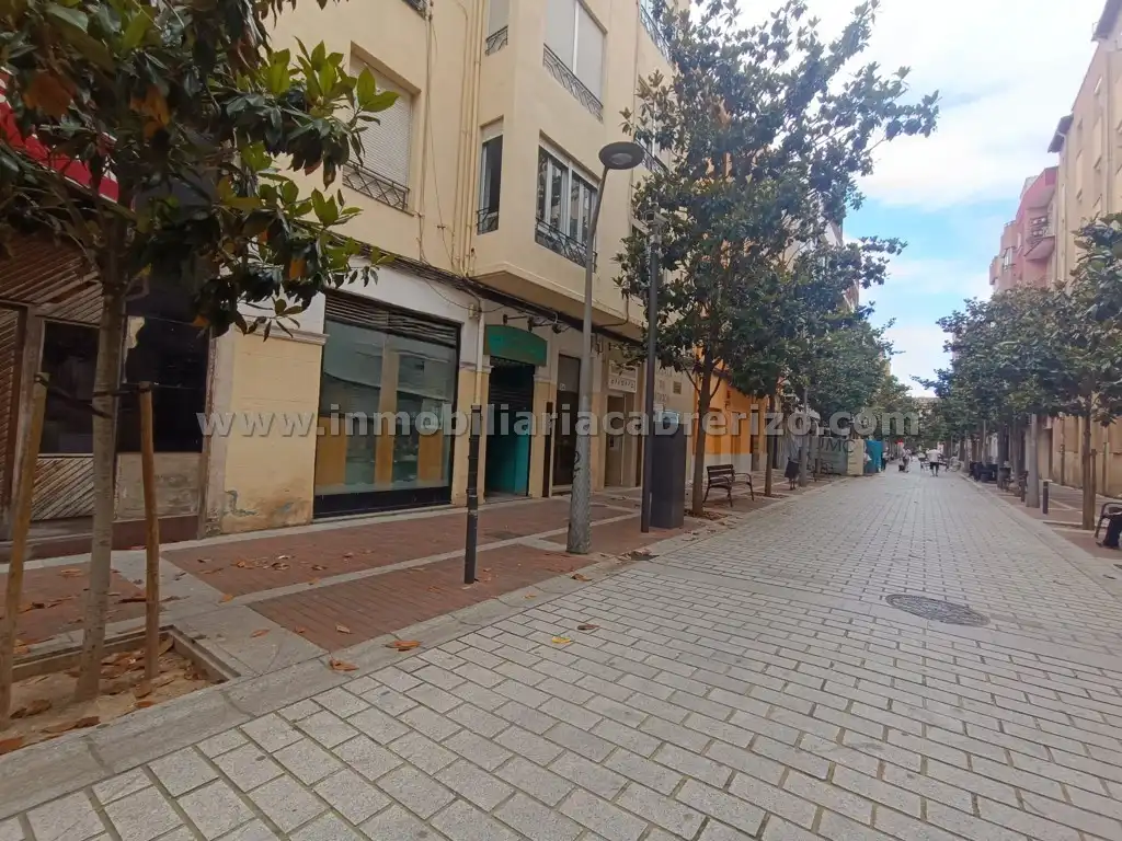 Vista exterior de Local en venta en  Logroño con Aire acondicionado, Calefacción y Terraza