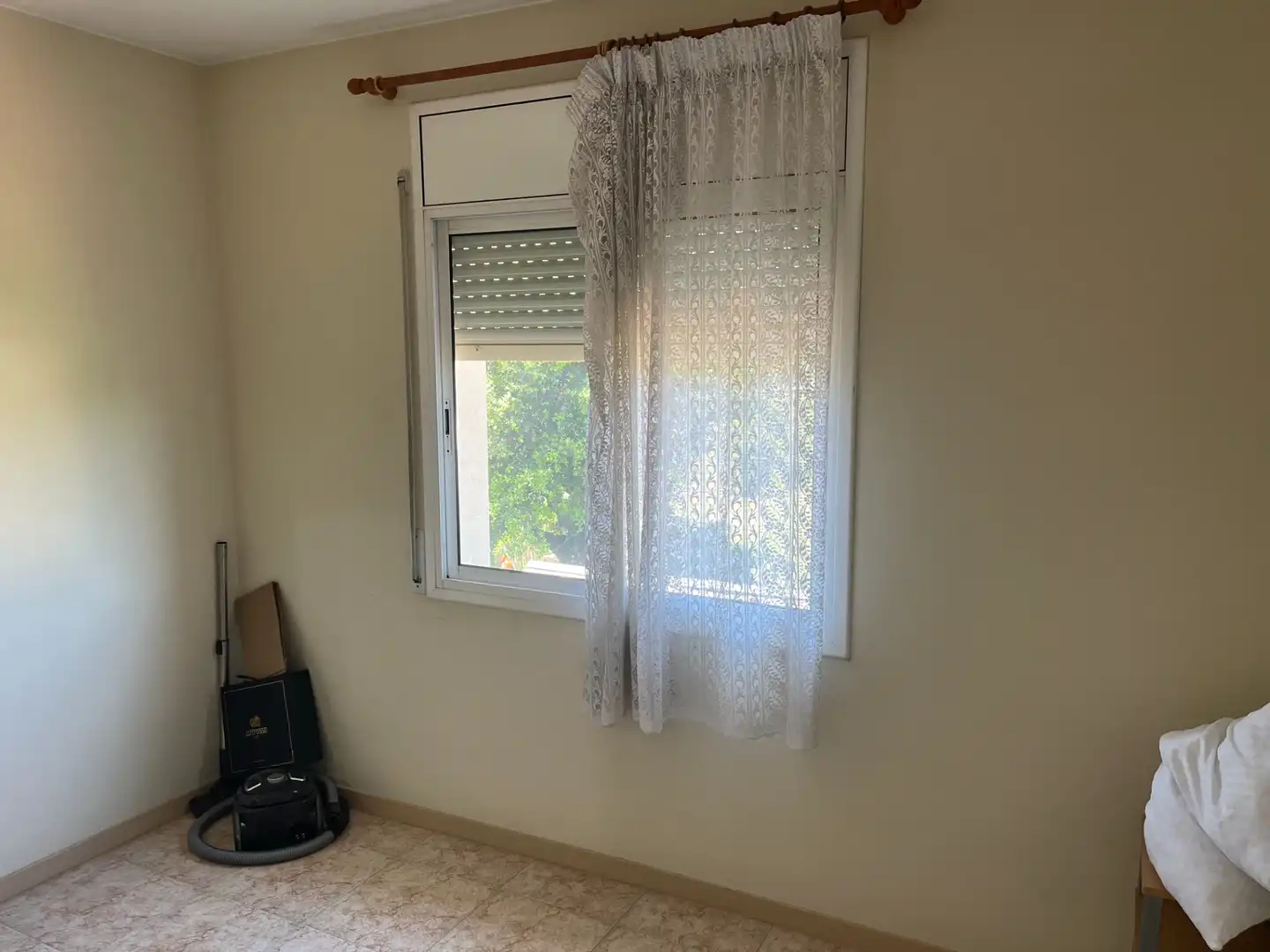 Casa aparellada amb jardí en venda a Carrer de la Garsa 4B, imagen 16