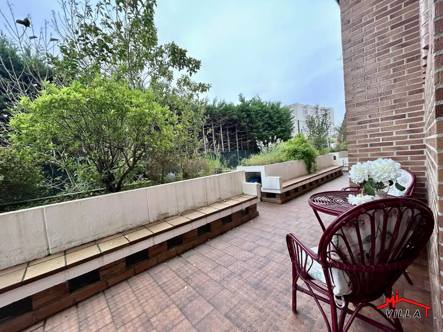 Terraza de Casa adosada en venta en Laredo con Calefacción