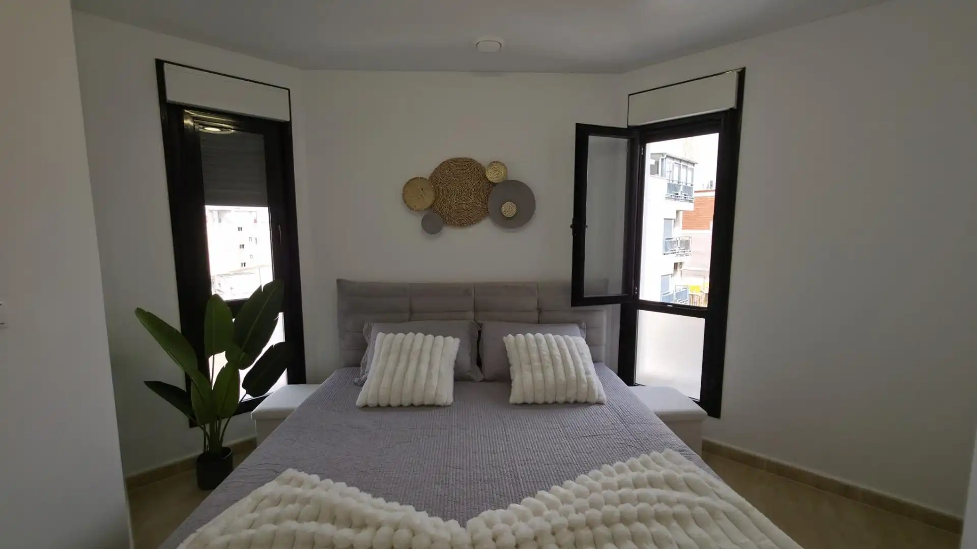 Habitación de Piso en venta en Torrevieja con Aire acondicionado y Amueblado