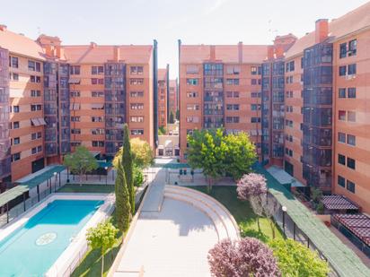 Vista exterior de Pis en venda en  Madrid Capital amb Aire condicionat, Calefacció i Jardí privat